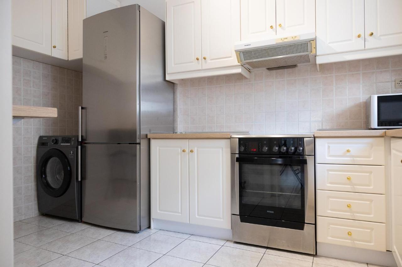 Spacious Apartment Close To The Sea And The City Center Афіни Екстер'єр фото